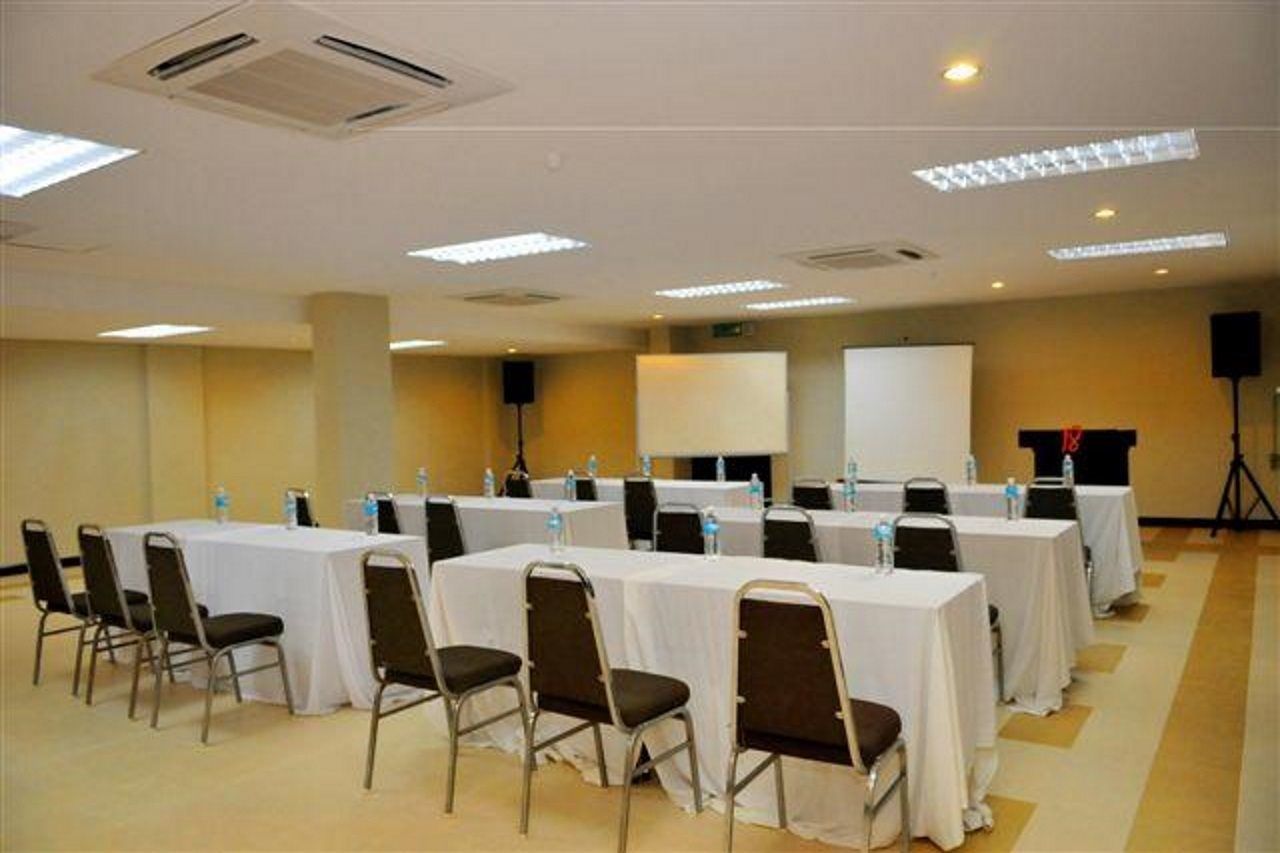Lodge 18 Hotel Butterworth Dış mekan fotoğraf